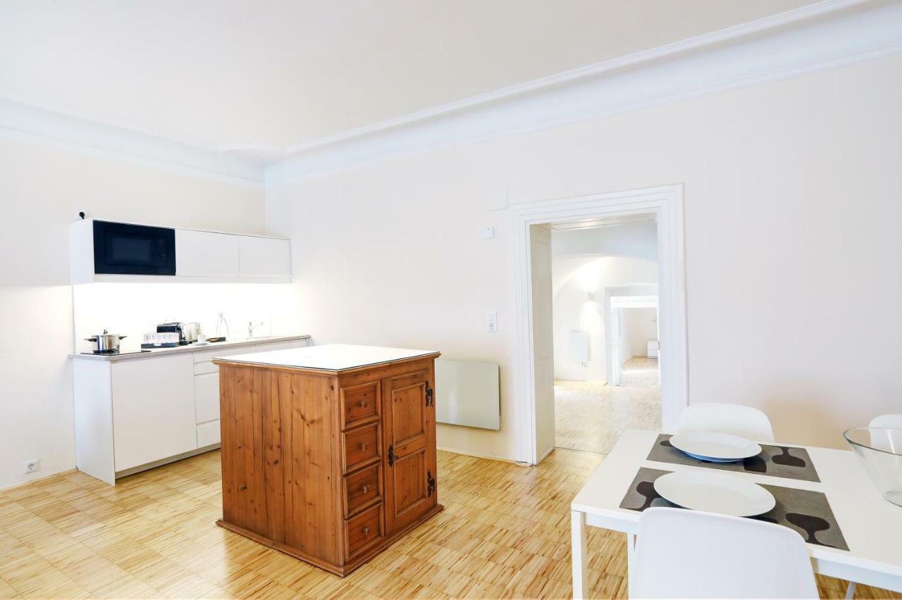 Stylische Cityapartments Benedikt Klagenfurt am Woerthersee Exterior foto